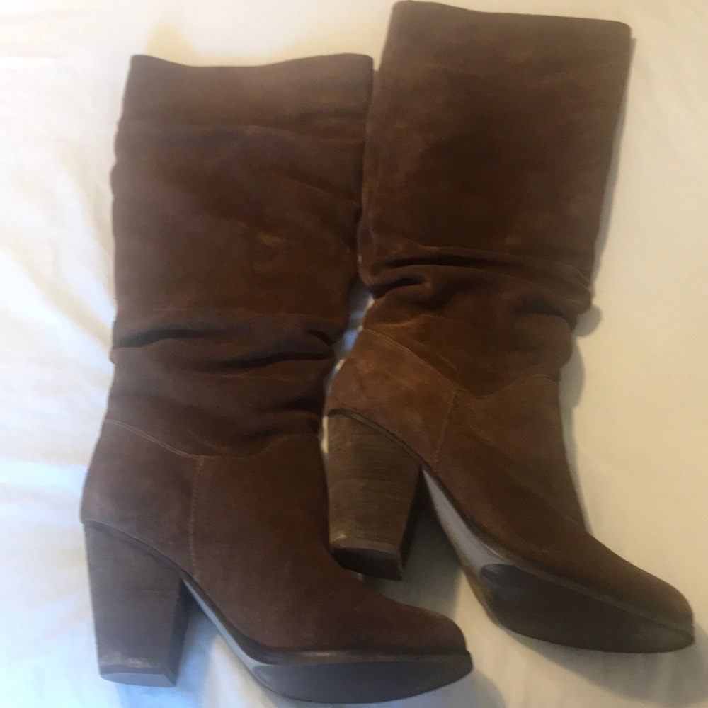 Brown Suede Slouch Boot by Arturo Chiang